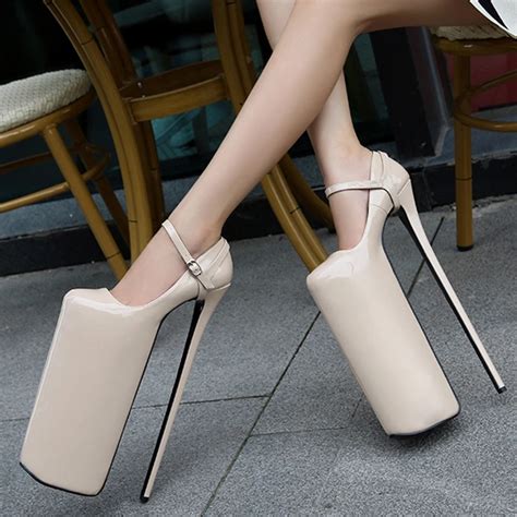 very high heel pumps